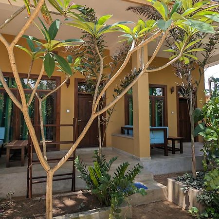 Beach View Arugam Bay Exterior photo
